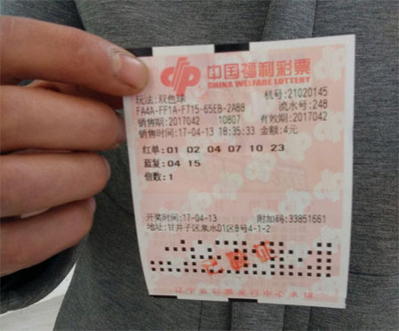 阴云密布
